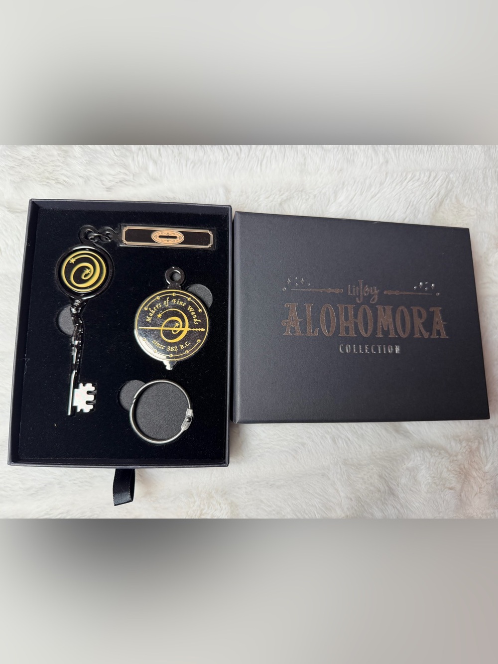 New LitJoy Ollivanders Wand Shop Alohomora Collection Key